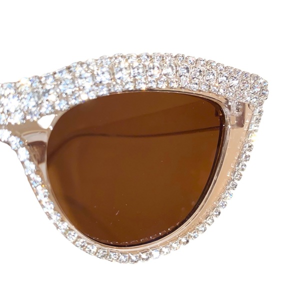 Rhinestone Bling Cat Eye Sunglasses in Champaign Brand New - Picture 10 of 12